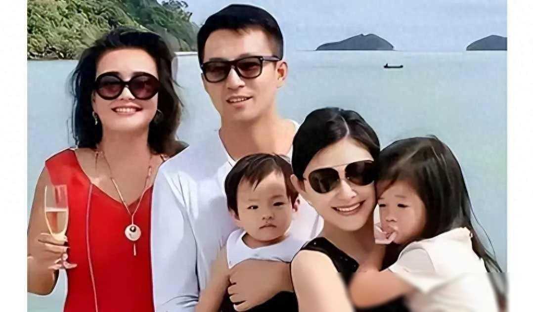 大S想用四幅画来交换汪小菲探视孩子，婚姻破裂总要吃苦头