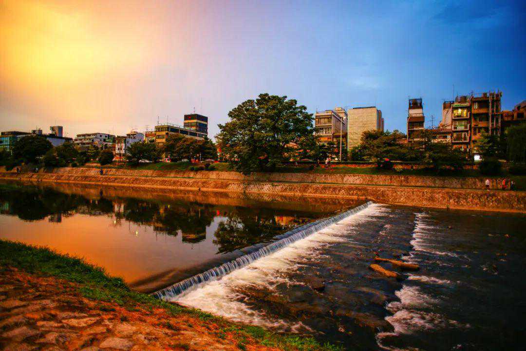 数码讲古之：从“北京小鸭川”说到索尼A900