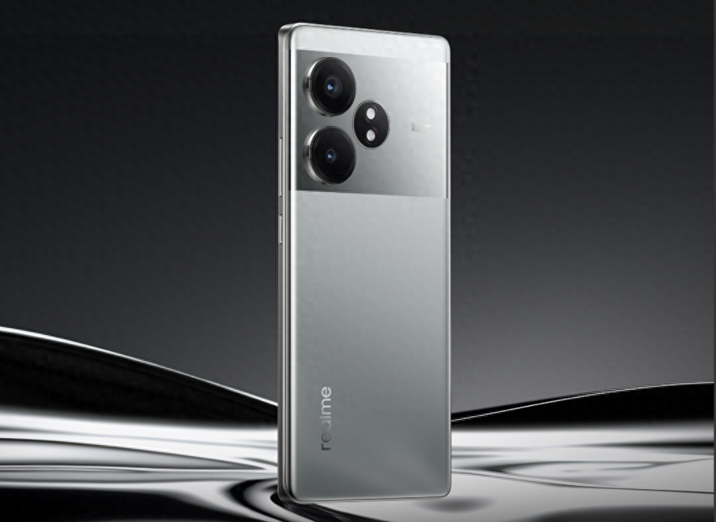 中端续航之王表现能有多夸张?真我新机续航实测数据曝光 中端续航之王表现能有多夸张?真我新机续航实测数据曝光