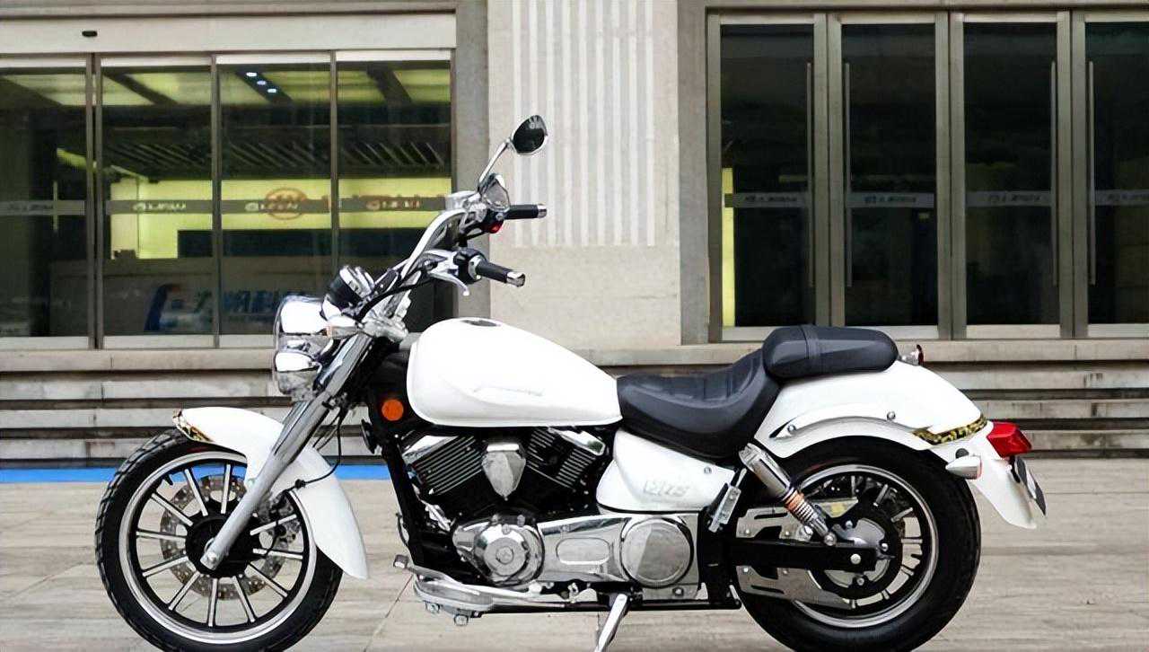 两万元左右可以买到什么双缸的摩托车，求推荐几款