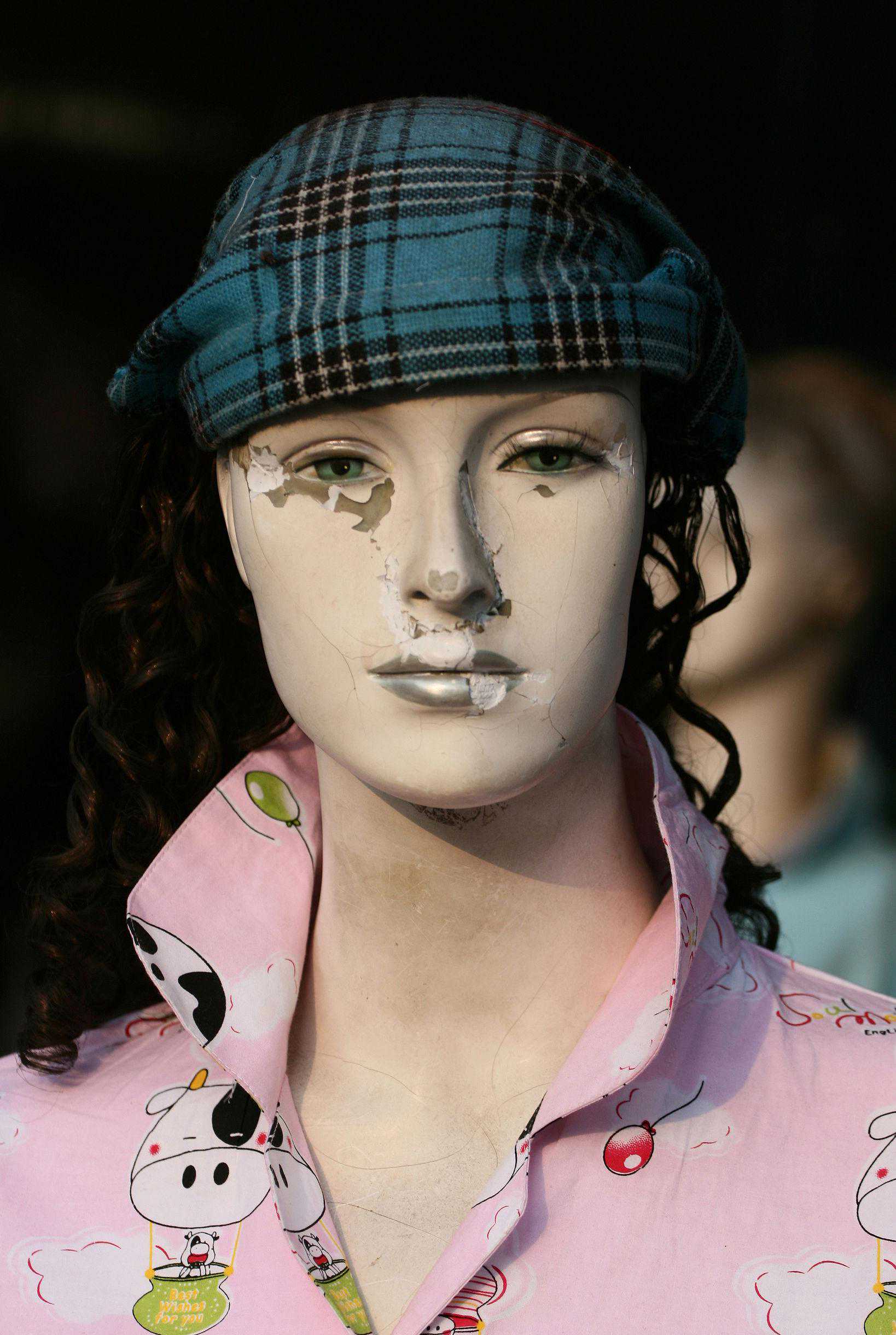 个展 | 倪卫华的《模特肖像》