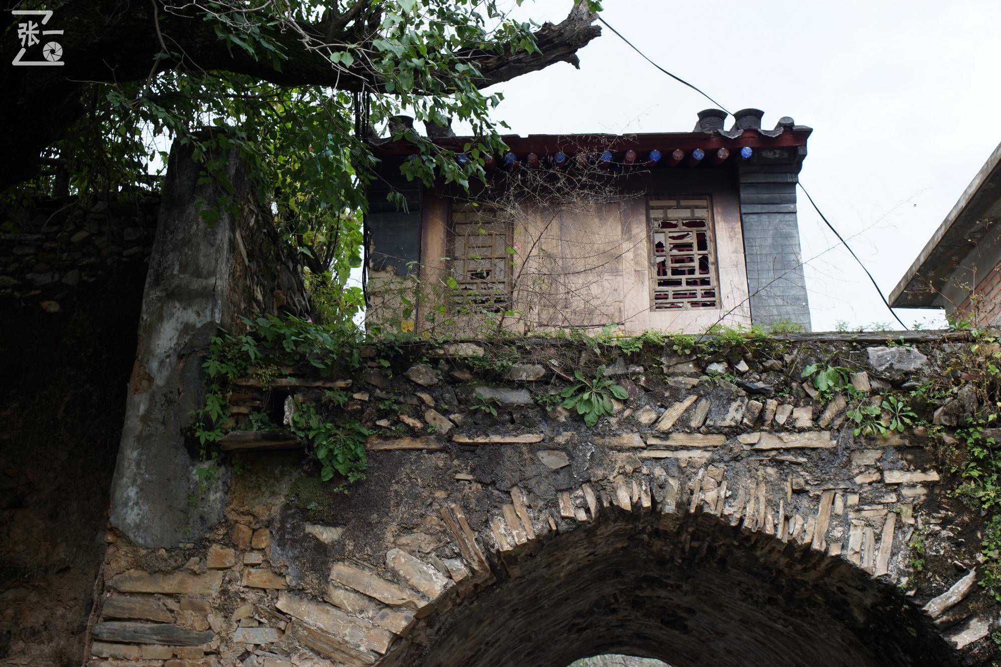镜头测试：蔡司35/2.4+索尼微单实拍北京房山水峪古村