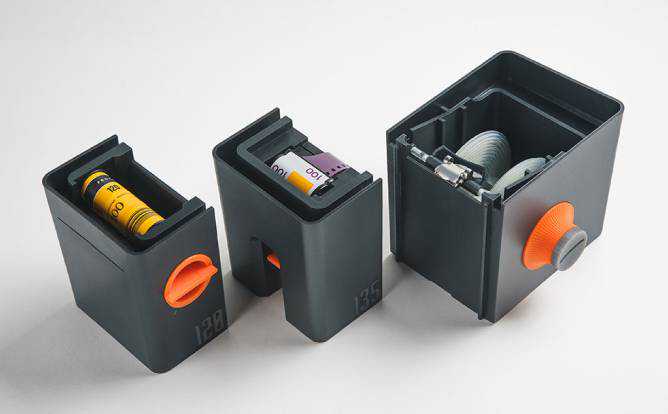 逃脱“暗箱操作”,一个小盒子就能教你怎么在阳光下冲洗胶卷 逃脱“暗箱操作”,一个小盒子就能教你怎么在阳光下冲洗胶卷