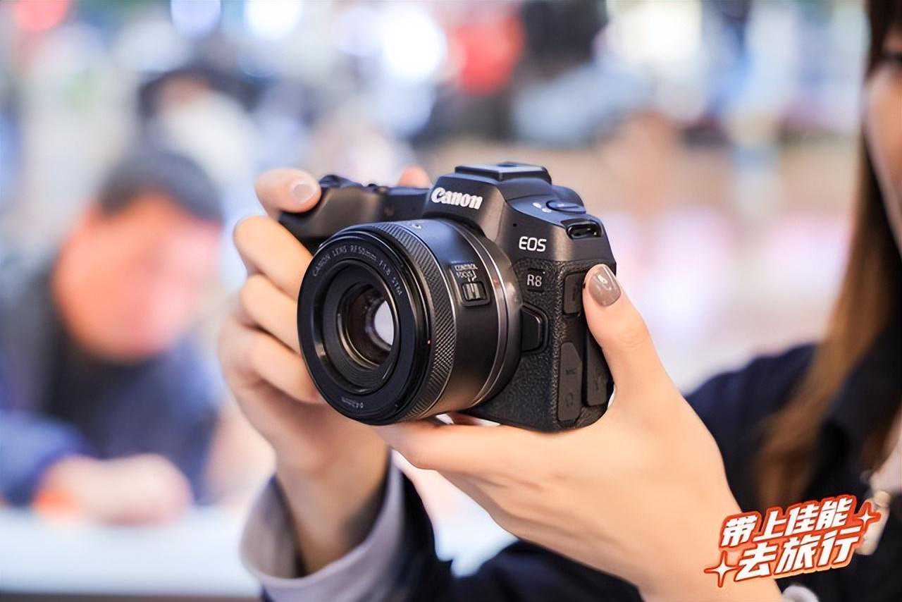 来自雾都的热情 佳能EOS R8 R巴士点燃潮好玩重庆站盛会