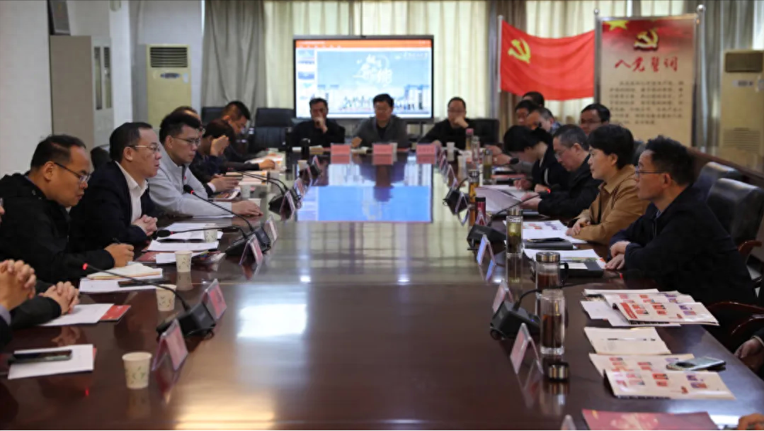 阜阳市普通高中与华南理工大学合作交流座谈会在市教育局举行