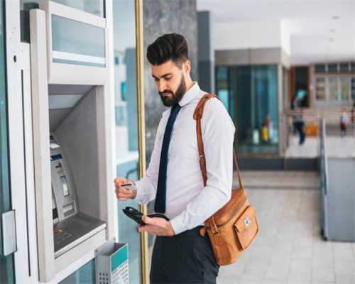 包贝尔搞笑婚纱照曝光！你们包家人真会玩儿