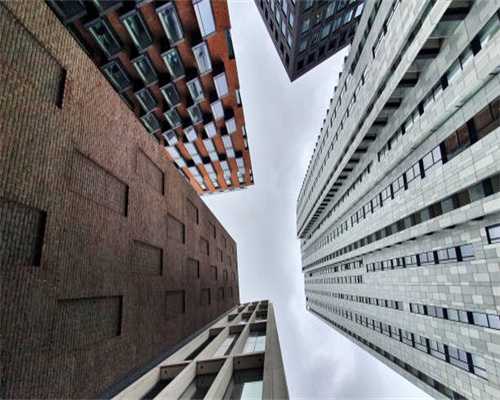 装修进度之第50天，斯密马赛泥工师傅酱，手下留砖思密达～～