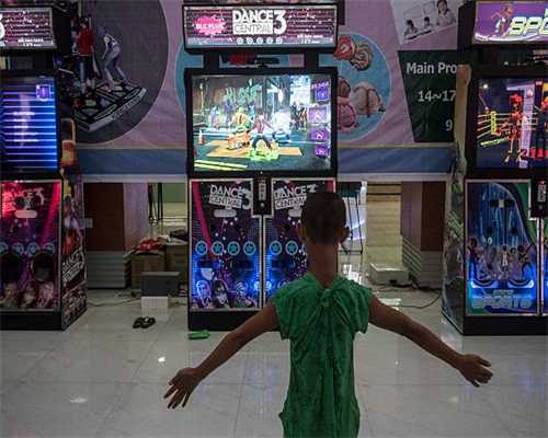 旗舰APS-C单反 佳能7D2网友抢先开箱图赏 旗舰APS-C单反 佳能7D2网友抢先开箱图赏